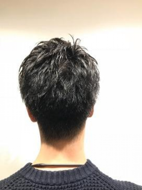 ビジネスシーンで似合うメンズヘアスタイル